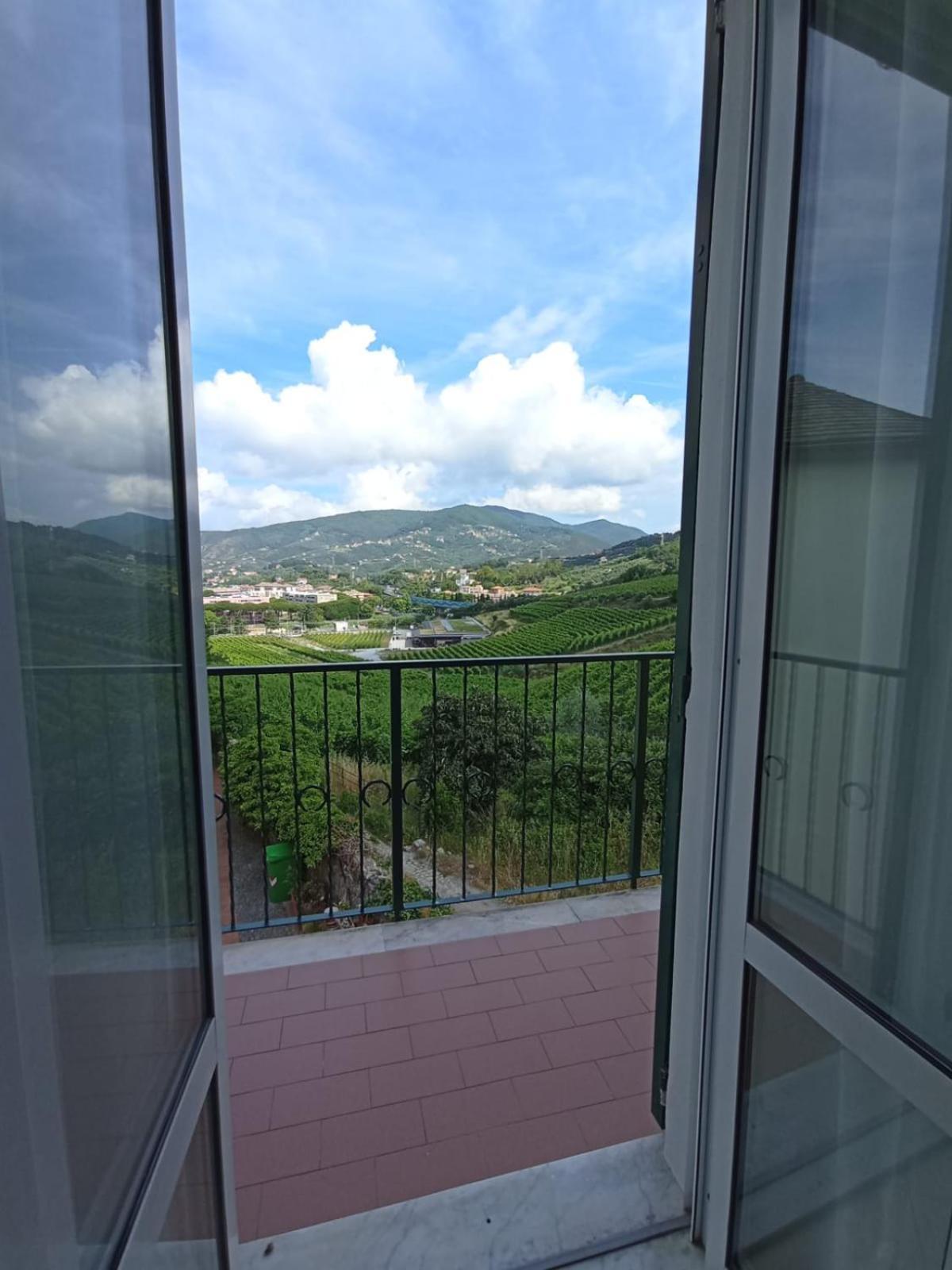 Al Vigneto Apartment Sestri Levante Ngoại thất bức ảnh
